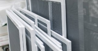 Москитные сетки на пластиковые окна Изобильный купить по цене от 917 руб.